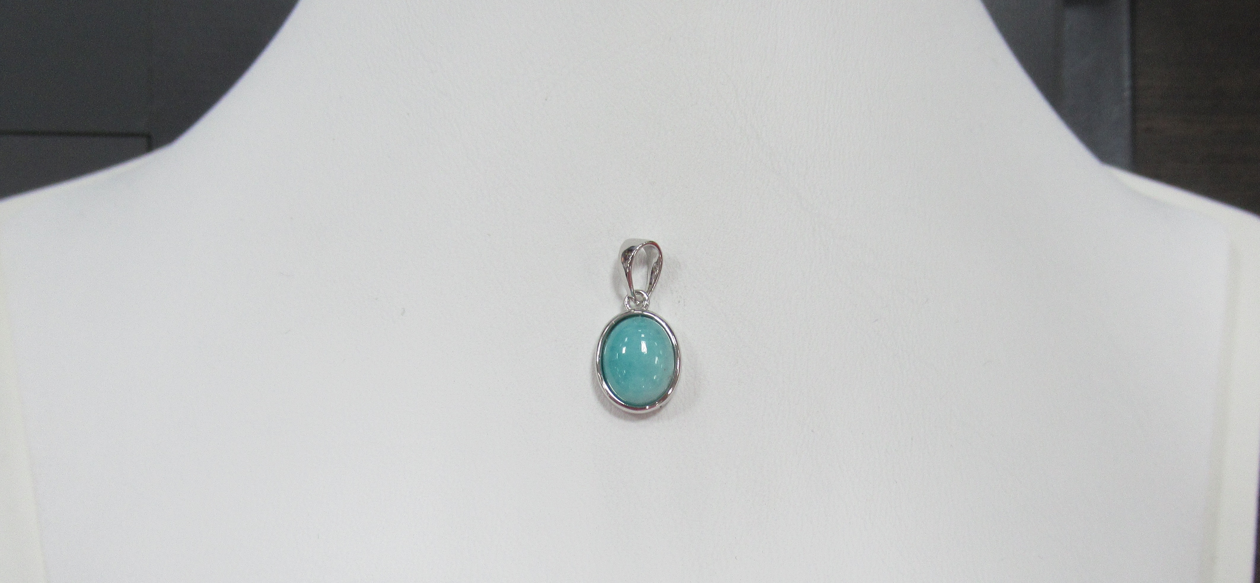 Серебряная подвеска с амазонитом